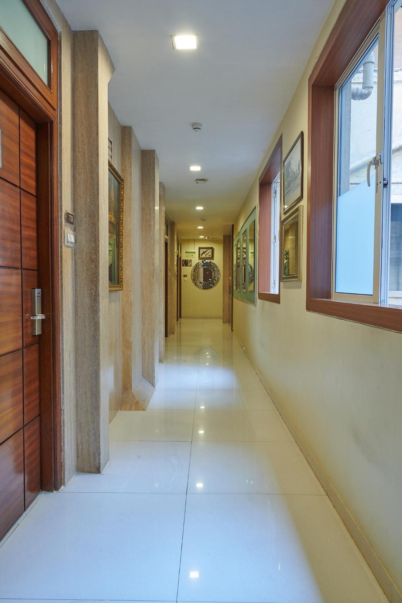 Bentley Hotel Marine Drive Bombay Extérieur photo