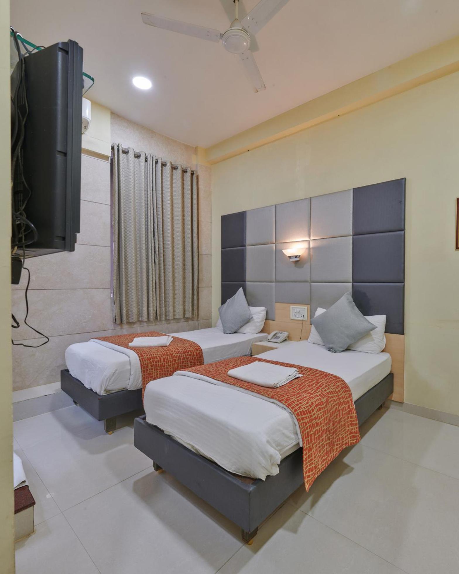 Bentley Hotel Marine Drive Bombay Extérieur photo