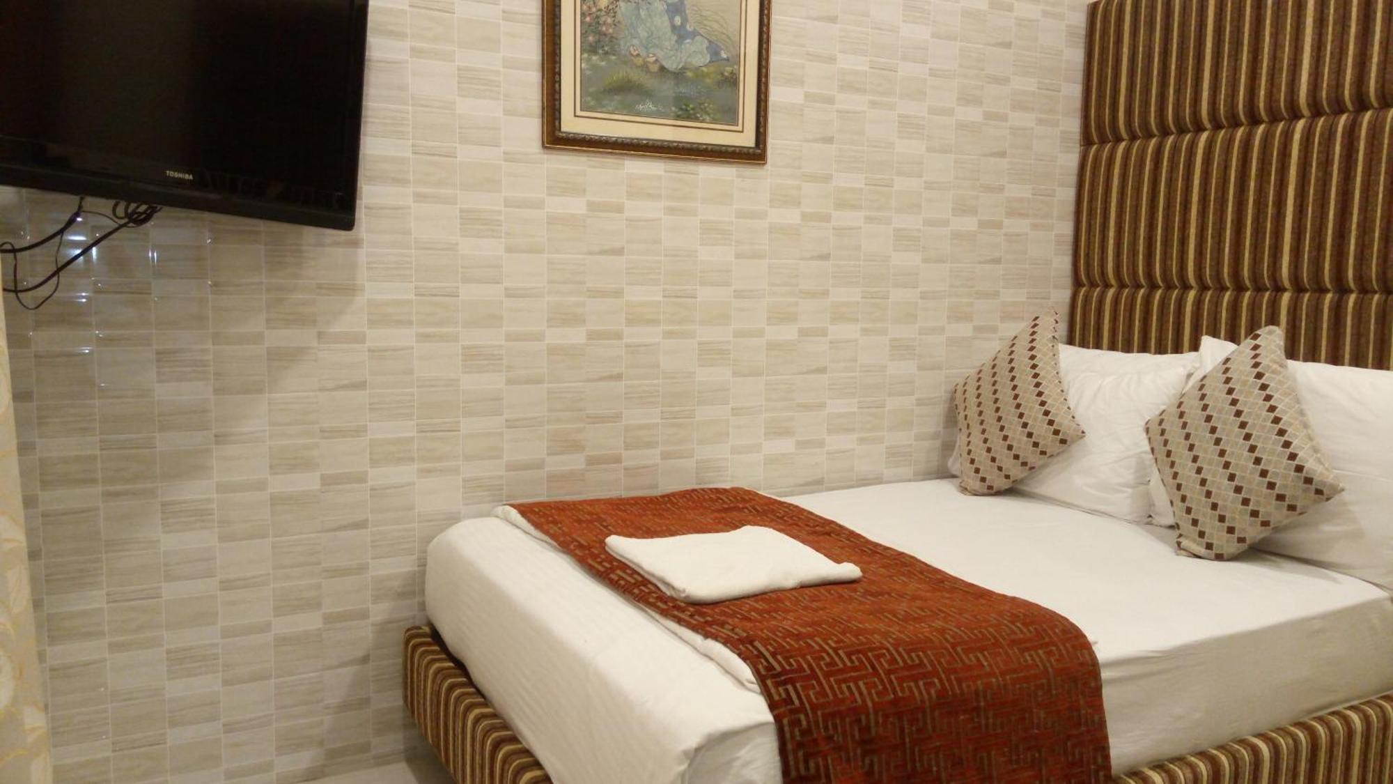 Bentley Hotel Marine Drive Bombay Extérieur photo